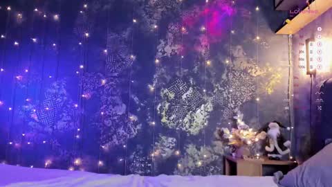 _thenightmoon_ online show from December 2025 01:55:01 AM