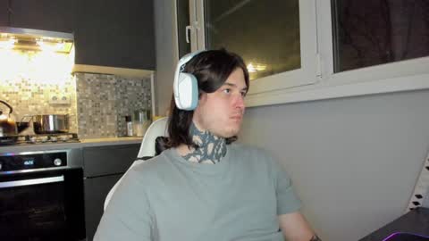 _torfin_ online show from December 2024 11:46:01 PM