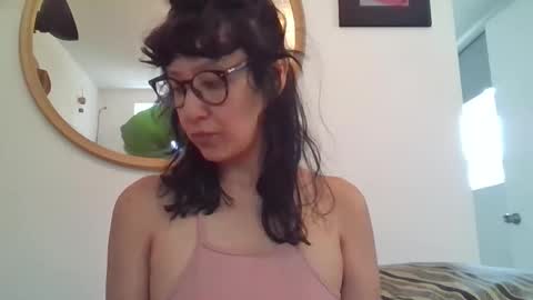 _tutti_frutti_ online show from April 2026 09:01:01 PM