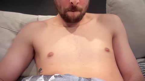 Snapshot of _ur_happy_meal chatting on February 2025 04:07:02 AM DJ online show from February 2025 04:07:02 AM