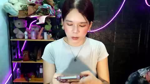 _urpetitegirl online show from May 2026 06:09:02 AM
