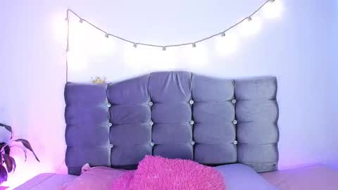 Snapshot of _valediaz__ chatting on January 2026 02:43:02 PM Vale online show from January 2026 02:43:02 PM