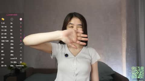 Snapshot of _vi_vi_ chatting on May 2026 06:46:01 PM Viola online show from May 2026 06:46:01 PM