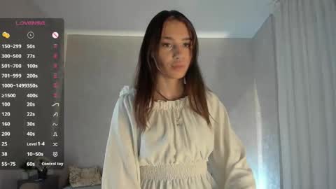 Snapshot of _vi_vi_ chatting on June 2026 06:57:02 PM Viola online show from June 2026 06:57:02 PM