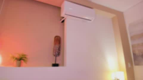 Snapshot of _victoria_lee chatting on April 2026 12:30:01 PM Victoria online show from April 2026 12:30:01 PM