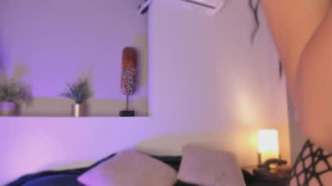 Snapshot of _victoria_lee chatting on June 2026 12:18:01 PM Victoria online show from June 2026 12:18:01 PM