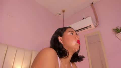 Snapshot of _wendy_x chatting on May 2026 11:42:02 AM _wendy_x online show from May 2026 11:42:02 AM