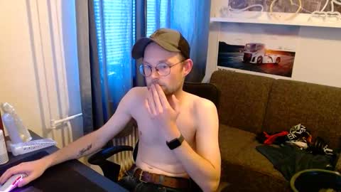 _whoisthatguy_ online show from June 2026 06:29:01 PM