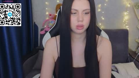 Fiona and Wayne online show from March 2026 08:15:02 PM