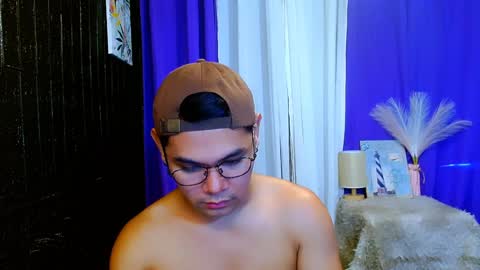 Snapshot of _xxcocksucker chatting on January 2025 03:31:01 AM _xxcocksucker online show from January 2025 03:31:01 AM