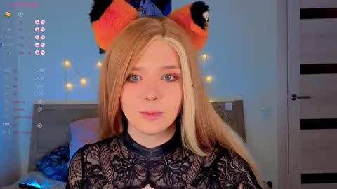 Snapshot of _yourfoxy_ chatting on January 2026 04:11:02 PM LITTLE FOX online show from January 2026 04:11:02 PM