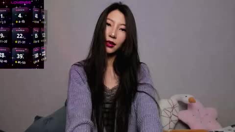 Snapshot of _yuriko chatting on February 2026 10:35:02 PM Mia online show from February 2026 10:35:02 PM