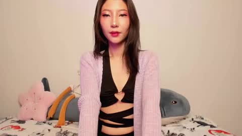 Snapshot of _yuriko chatting on February 2026 09:36:02 PM Mia online show from February 2026 09:36:02 PM