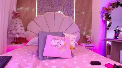 Aisha online show from November 2025 11:56:02 AM