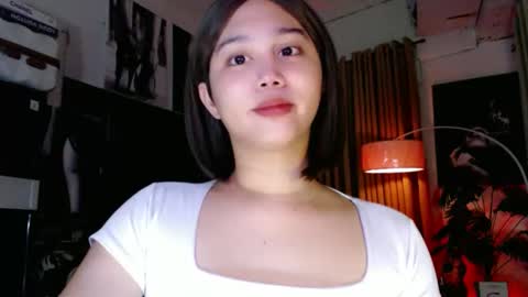 Snapshot of a_r_i_a_n_n_a chatting on October 2025 07:05:02 AM Lovely Yana online show from October 2025 07:05:02 AM