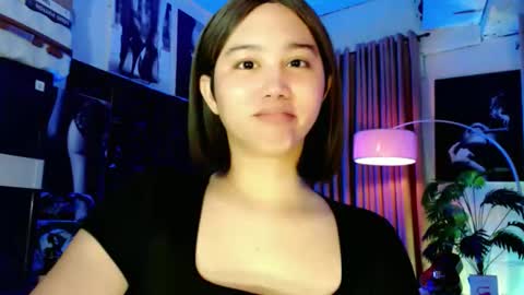 Snapshot of a_r_i_a_n_n_a chatting on October 2025 07:30:01 AM Lovely Yana online show from October 2025 07:30:01 AM