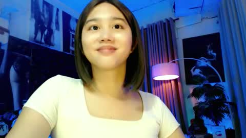 Snapshot of a_r_i_a_n_n_a chatting on November 2025 11:31:02 AM Lovely Yana online show from November 2025 11:31:02 AM