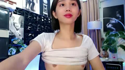 Snapshot of a_r_i_a_n_n_a chatting on January 2026 08:52:01 AM Lovely Yana online show from January 2026 08:52:01 AM