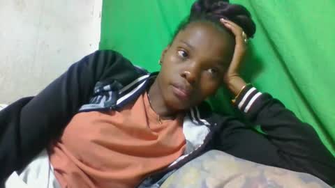 Snapshot of aadienne chatting on May 2026 04:04:02 PM aadienne online show from May 2026 04:04:02 PM