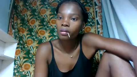 Snapshot of aadienne chatting on June 2026 08:04:02 AM aadienne online show from June 2026 08:04:02 AM