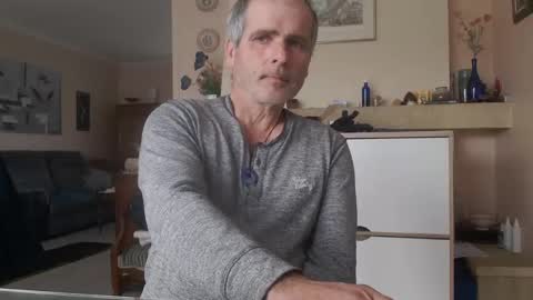 Aalex1717 online show from March 2025 02:44:02 PM