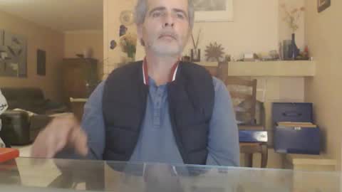 Aalex1717 online show from October 2025 03:58:02 AM