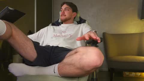 Alex online show from December 2025 09:41:02 PM