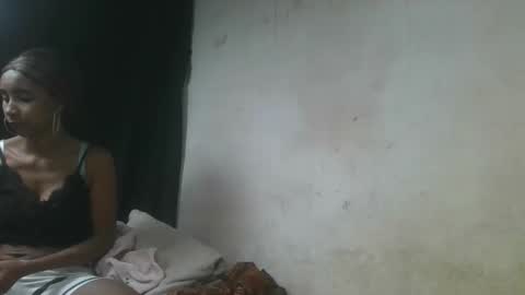 aangelinee online show from October 2025 10:16:02 AM