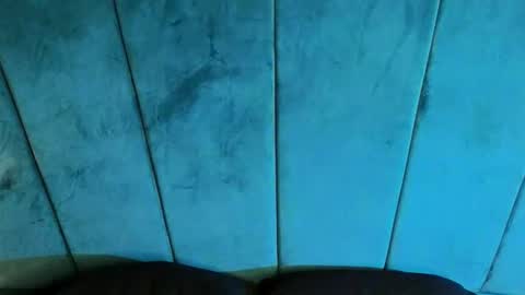 Aaron Ezequiel online show from October 2025 10:50:01 PM