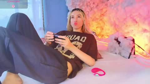 Snapshot of aaron_fordd chatting on April 2026 12:22:01 PM Aaron fordd online show from April 2026 12:22:01 PM