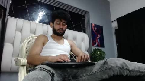 Snapshot of aaron_jones_1 chatting on April 2026 09:56:02 PM aaron_jones_1 online show from April 2026 09:56:02 PM