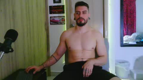 Aaron kwok online show from January 2026 03:54:01 AM