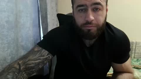 Snapshot of aaron_royal chatting on April 2026 03:20:01 AM Davin tayl online show from April 2026 03:20:01 AM