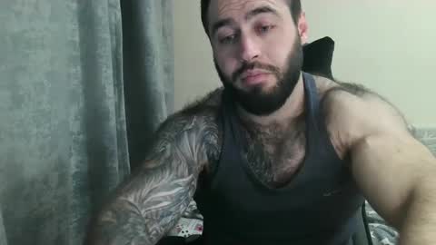 Snapshot of aaron_royal chatting on May 2026 06:02:02 PM Davin tayl online show from May 2026 06:02:02 PM