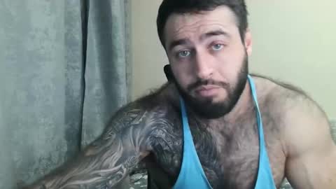 Snapshot of aaron_royal chatting on May 2026 04:15:02 PM Davin tayl online show from May 2026 04:15:02 PM