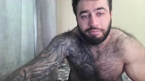 Snapshot of aaron_royal chatting on May 2026 03:25:02 AM Davin tayl online show from May 2026 03:25:02 AM