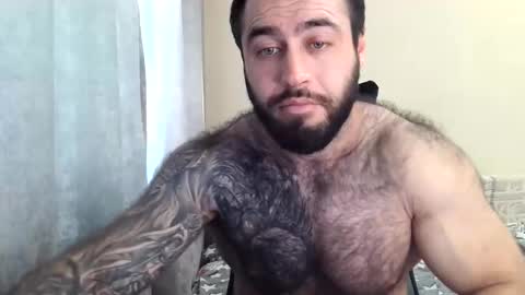 Snapshot of aaron_royal chatting on May 2026 03:24:02 AM Davin tayl online show from May 2026 03:24:02 AM