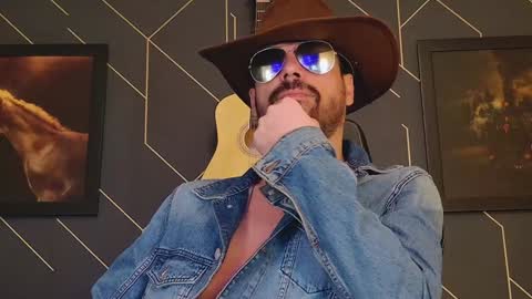 Aaron online show from February 2025 02:33:01 AM