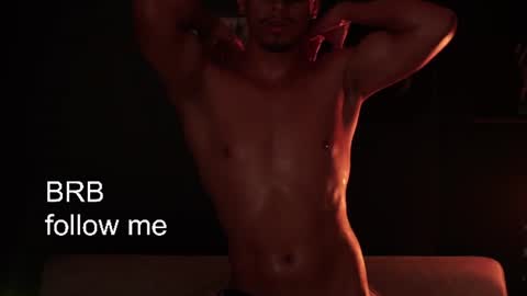Snapshot of aaronfox_ chatting on June 2026 11:32:02 AM AARON online show from June 2026 11:32:02 AM