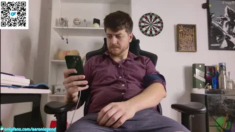 Aaron  online show from March 2026 08:08:02 PM