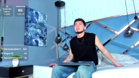 Snapshot of aaronpiers chatting on November 2025 11:21:02 AM aaronpiers online show from November 2025 11:21:02 AM