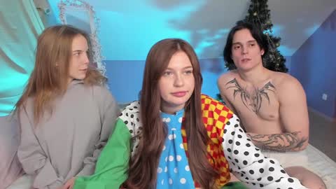 Fiona and Harry online show from December 2024 11:42:02 PM