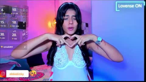 Snapshot of abbie_kinky chatting on October 2025 08:51:02 PM abbie_kinky online show from October 2025 08:51:02 PM