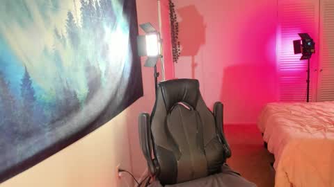 Abbie  Morgan online show from November 2025 10:45:02 PM