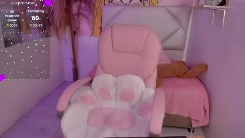 Snapshot of abby_piink chatting on April 2026 04:27:02 PM ABBY online show from April 2026 04:27:02 PM