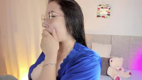 abby_pink1 online show from April 2026 04:37:01 AM