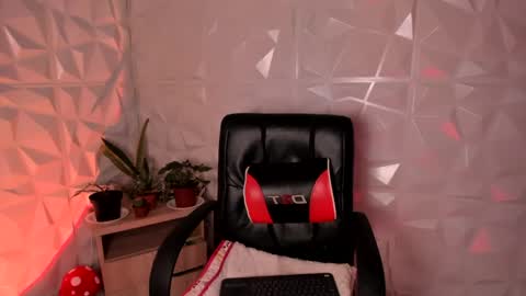 Abby Saenz online show from May 2026 11:01:04 PM