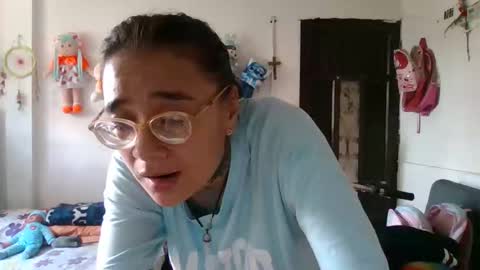 Snapshot of abbyasher chatting on May 2026 06:16:02 PM Abby online show from May 2026 06:16:02 PM
