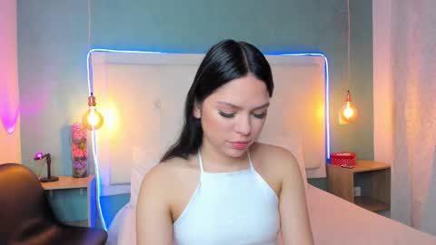 Abby Dixon  online show from February 2026 01:04:01 PM