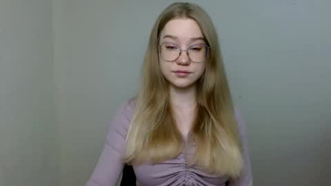Snapshot of abbymoore__ chatting on May 2026 11:26:02 AM Abby Lovense is active online show from May 2026 11:26:02 AM